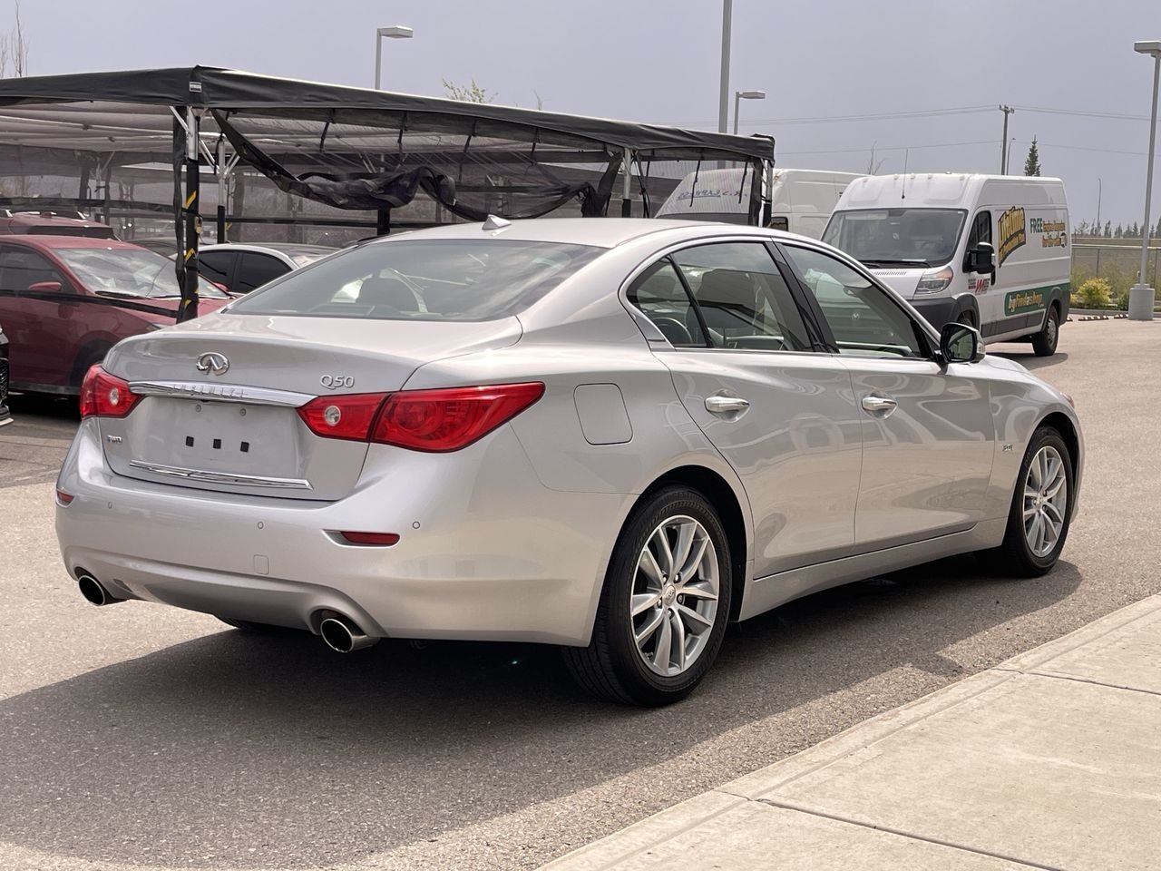 Used 2017 Platinum Ice Met INFINITI 3.0T AWD image 11