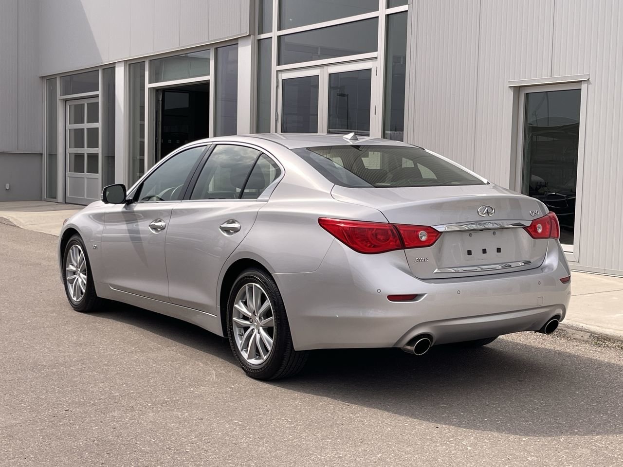 Used 2017 Platinum Ice Met INFINITI 3.0T AWD image 7
