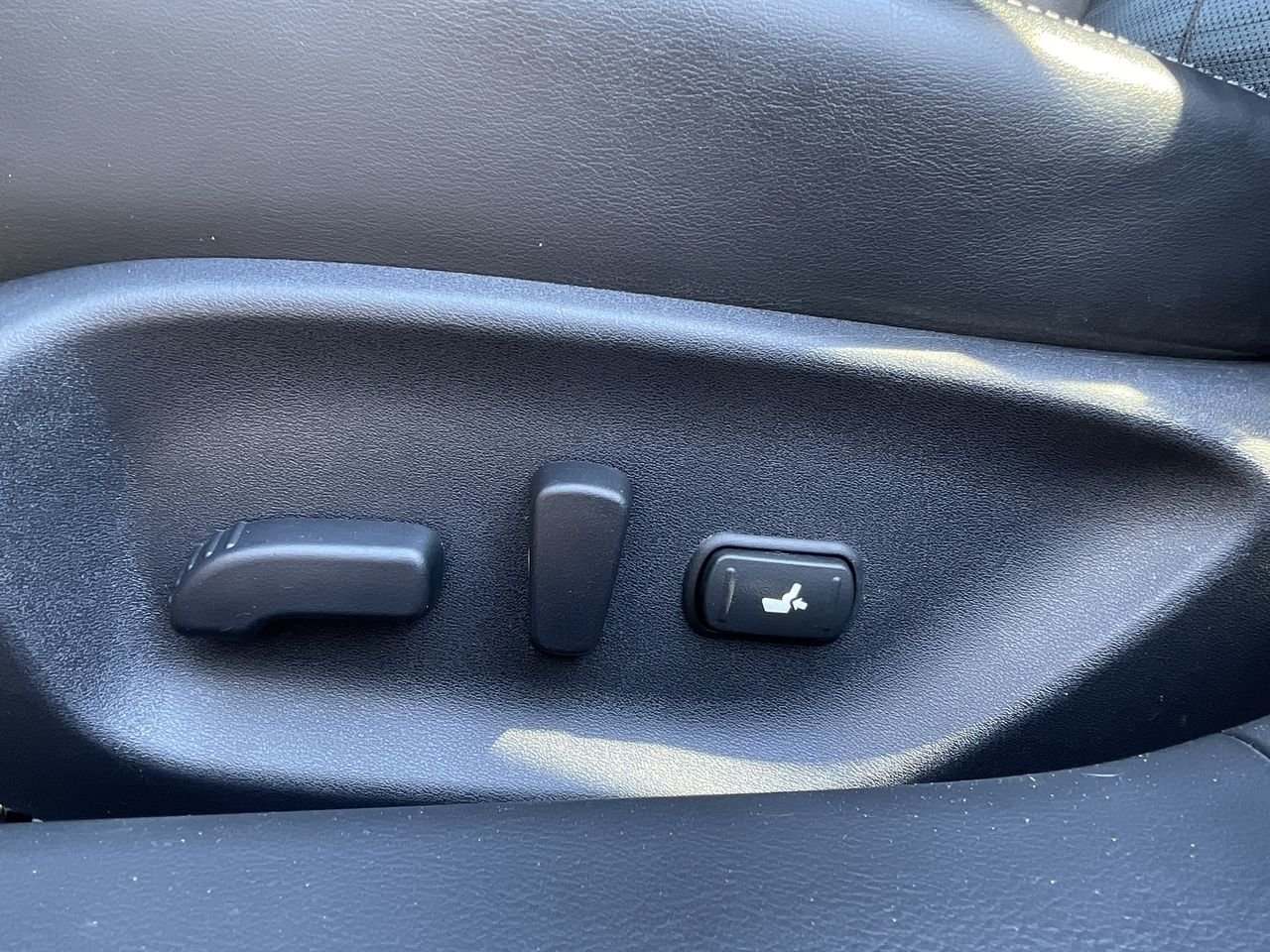 Used 2019 Graphite Shadow Met INFINITI 3.0T AWD Signature Edition image 20