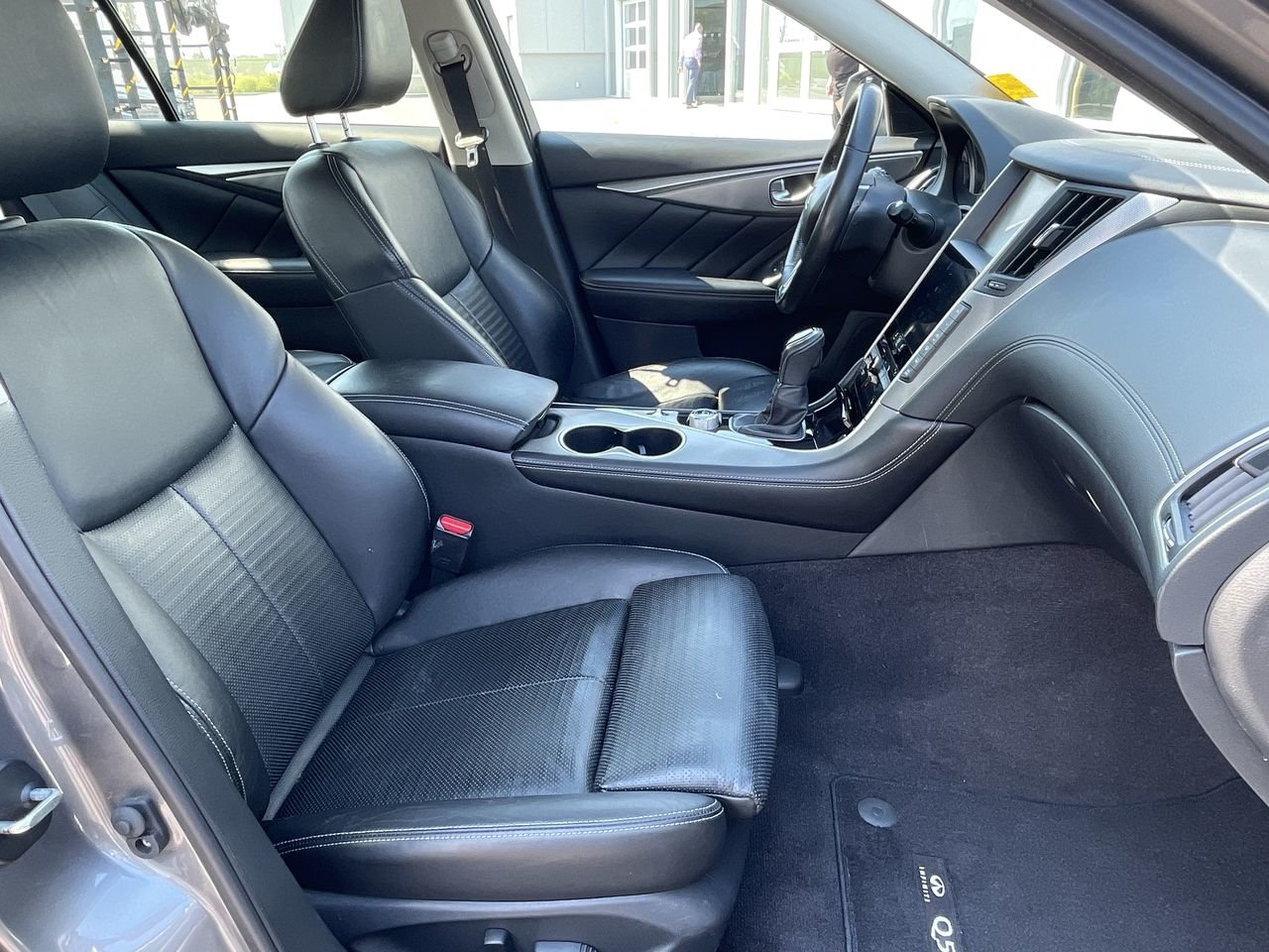 Used 2019 Graphite Shadow Met INFINITI 3.0T AWD Signature Edition image 33