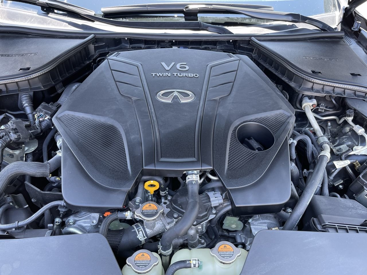 Used 2022 Midnight Black Pearl INFINITI Red Sport I-Line ProActive image 33