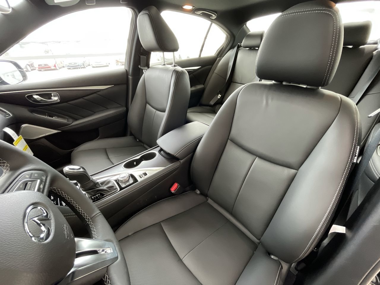 Used 2022 Midnight Black Pearl INFINITI Sport Tech image 11
