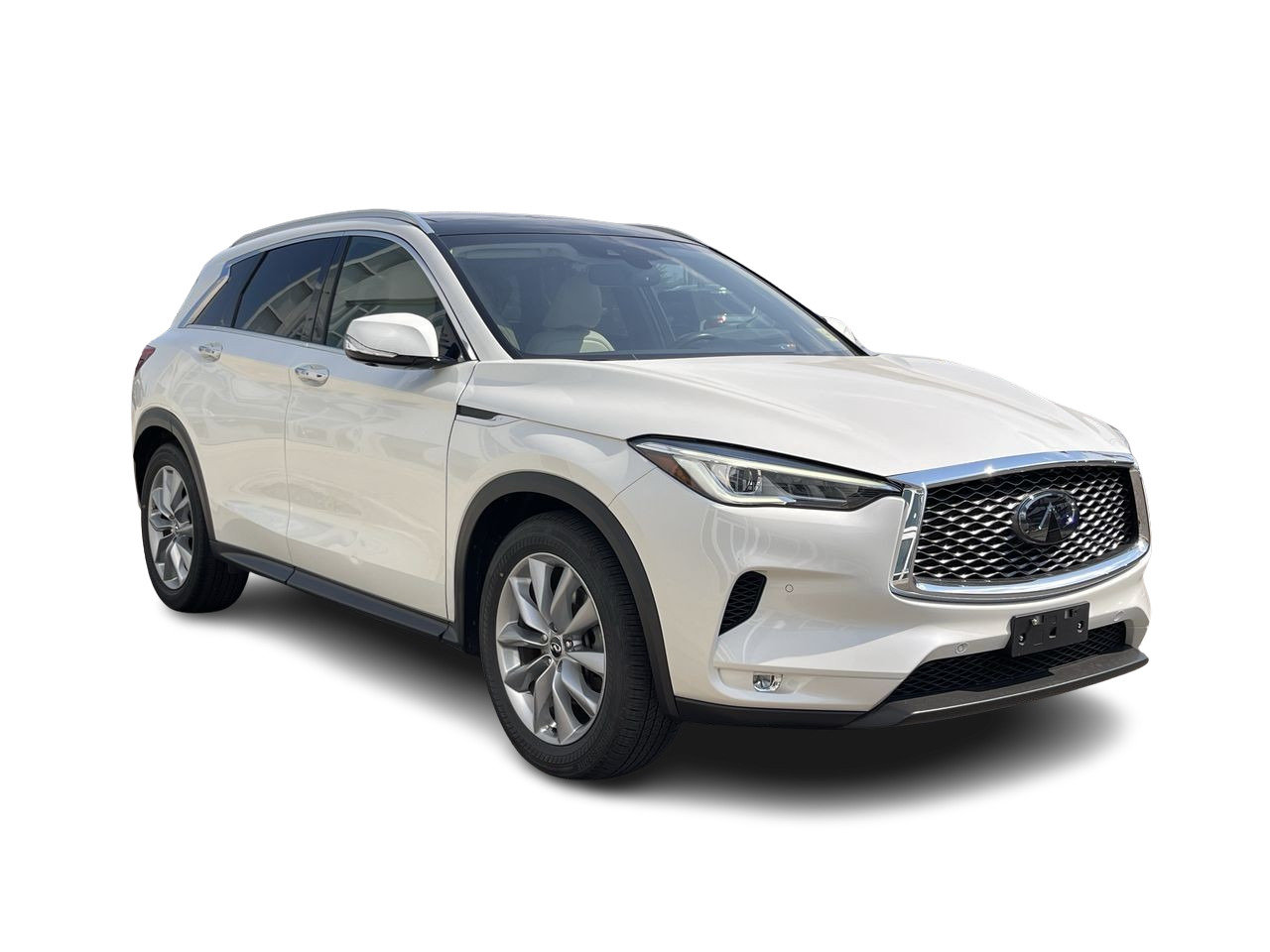 Used 2019 Majestic White Pearl INFINITI 2.0T Essential AWD image 15