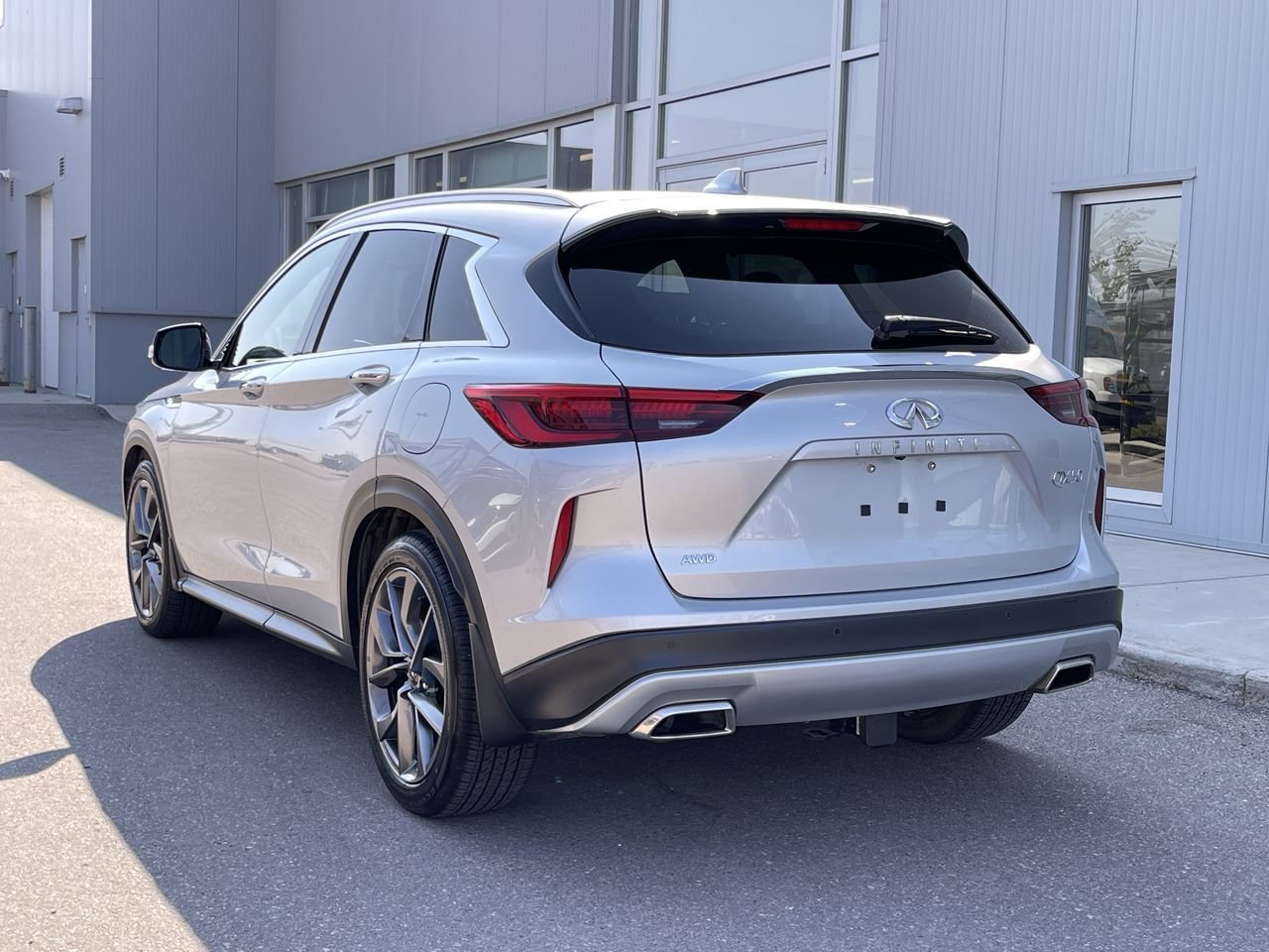 Used 2021 Liquid Platinum Met INFINITI 2.0T Sensory AWD image 8