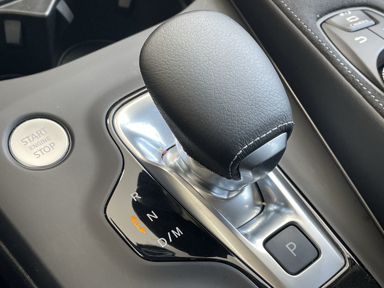 Used 2022 Black Obsidian INFINITI SENSORY AWD image 28