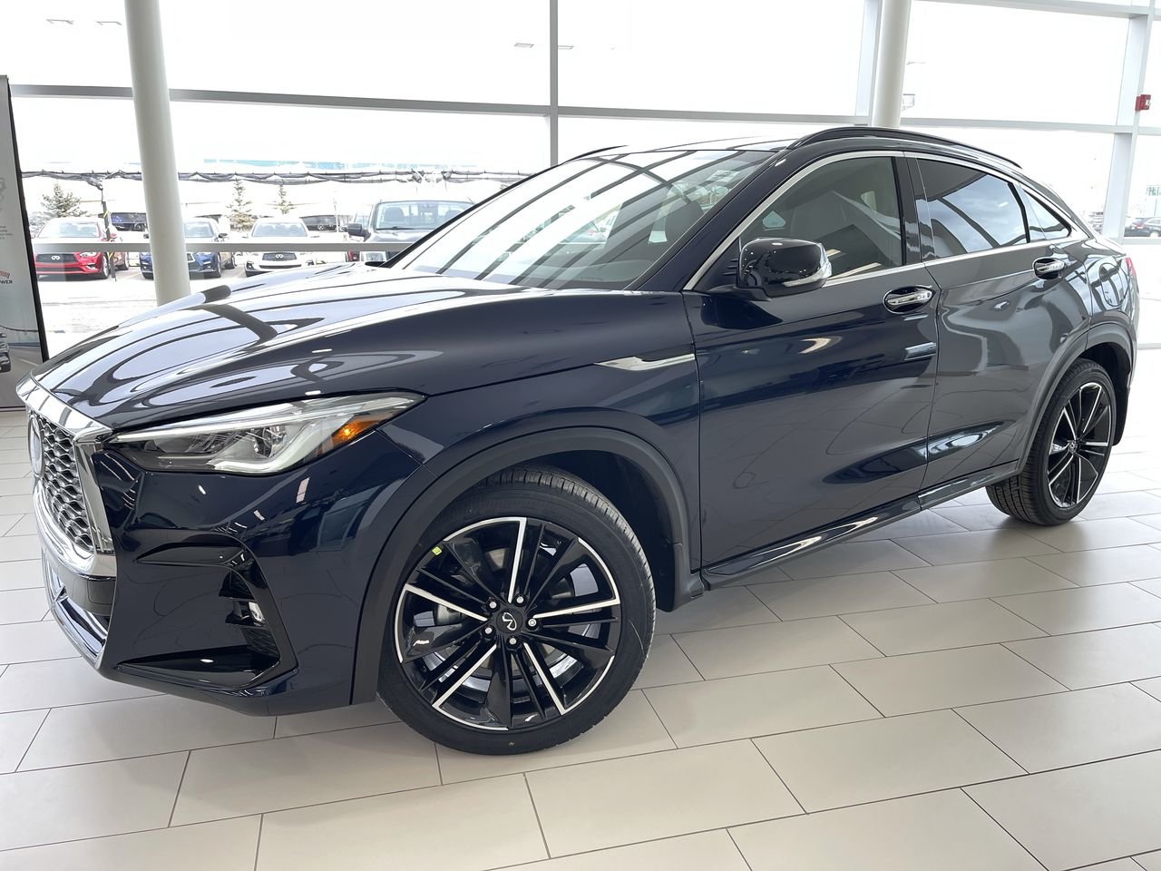 New 2022 Hermosa Blue Pearl INFINITI LUXE image 10