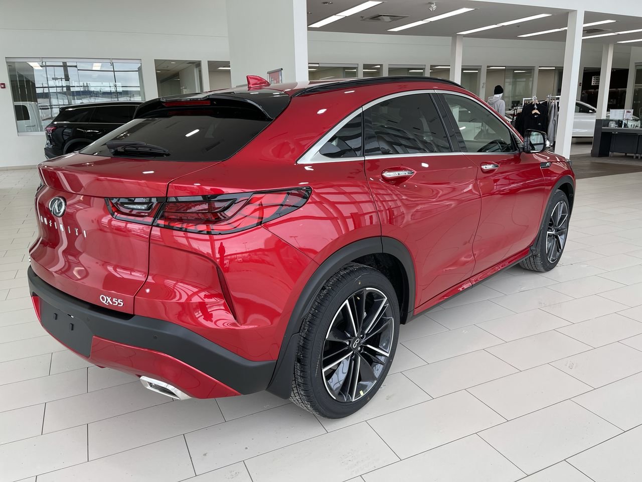 Used 2022 Dynamic Sunstone Red INFINITI Sensory image 6