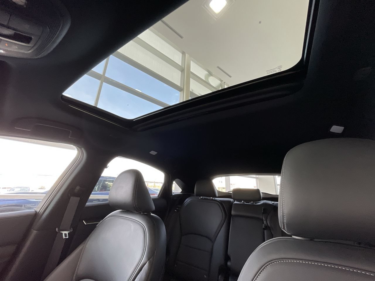Used 2022 Mineral Black Pearl INFINITI Luxe image 29