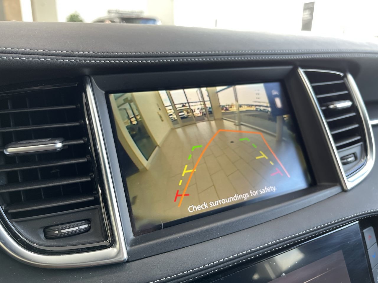 Used 2022 Mineral Black Pearl INFINITI Luxe image 25