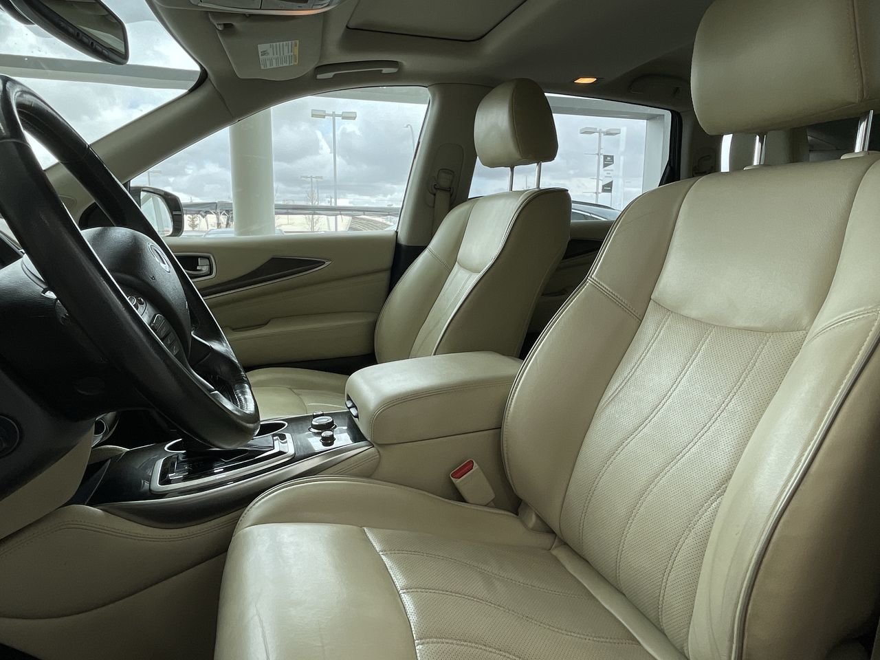 Used 2017 Black INFINITI AWD image 19