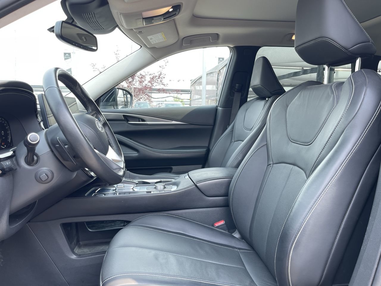Used 2022 Moonbow Blue INFINITI AWD LUXE image 19