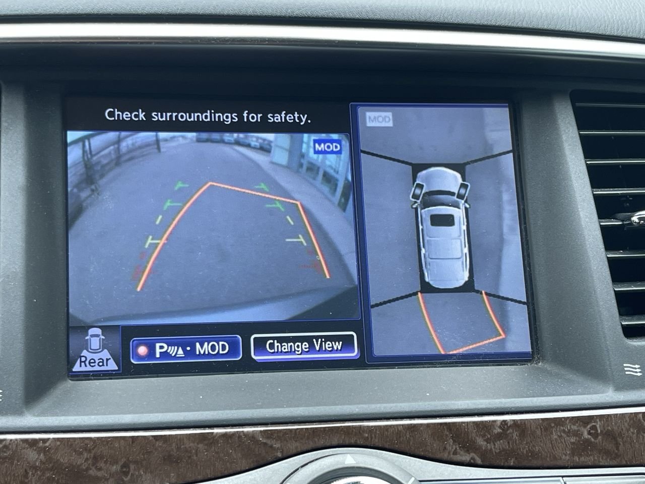 Used 2014 Grey INFINITI 7-Passenger image 25