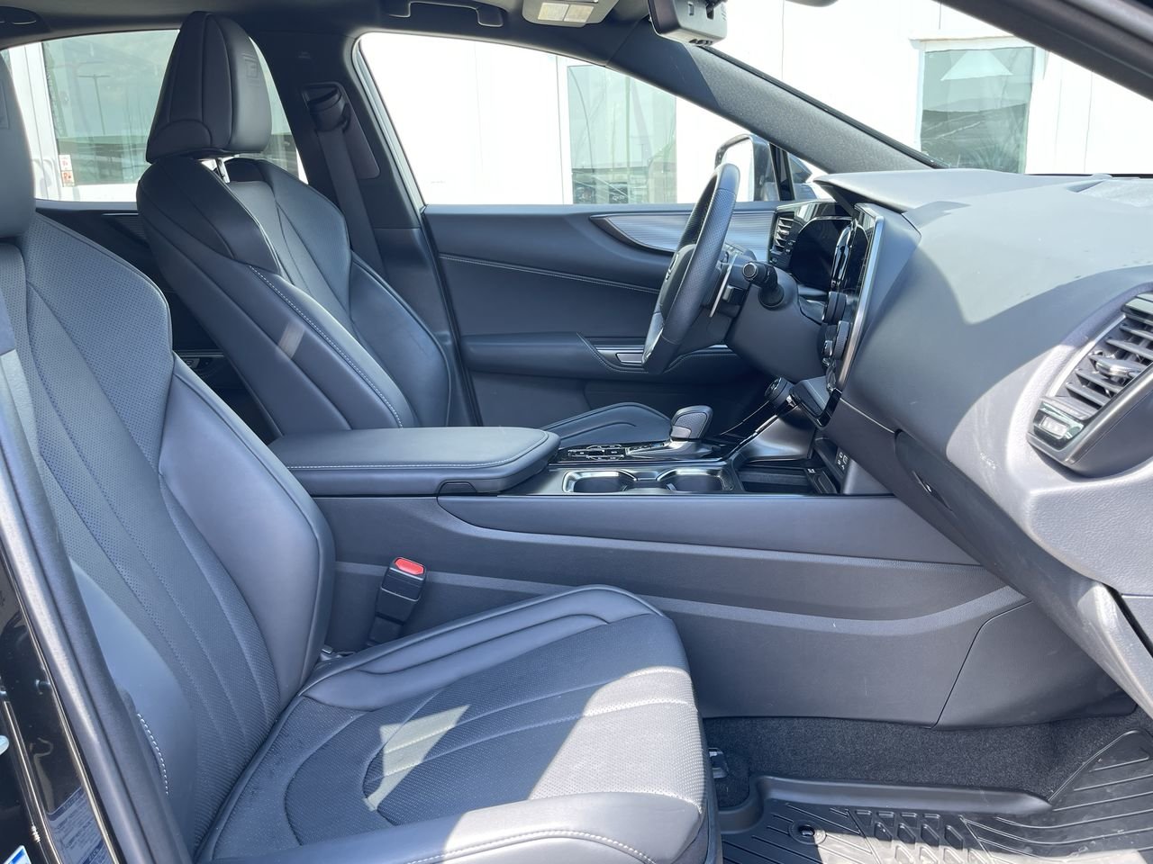 Used 2022 Black Lexus 350 F-Sport image 32