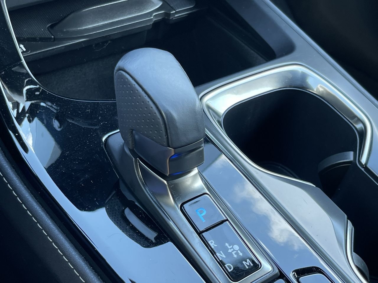 Used 2022 Black Lexus 350 F-Sport image 28