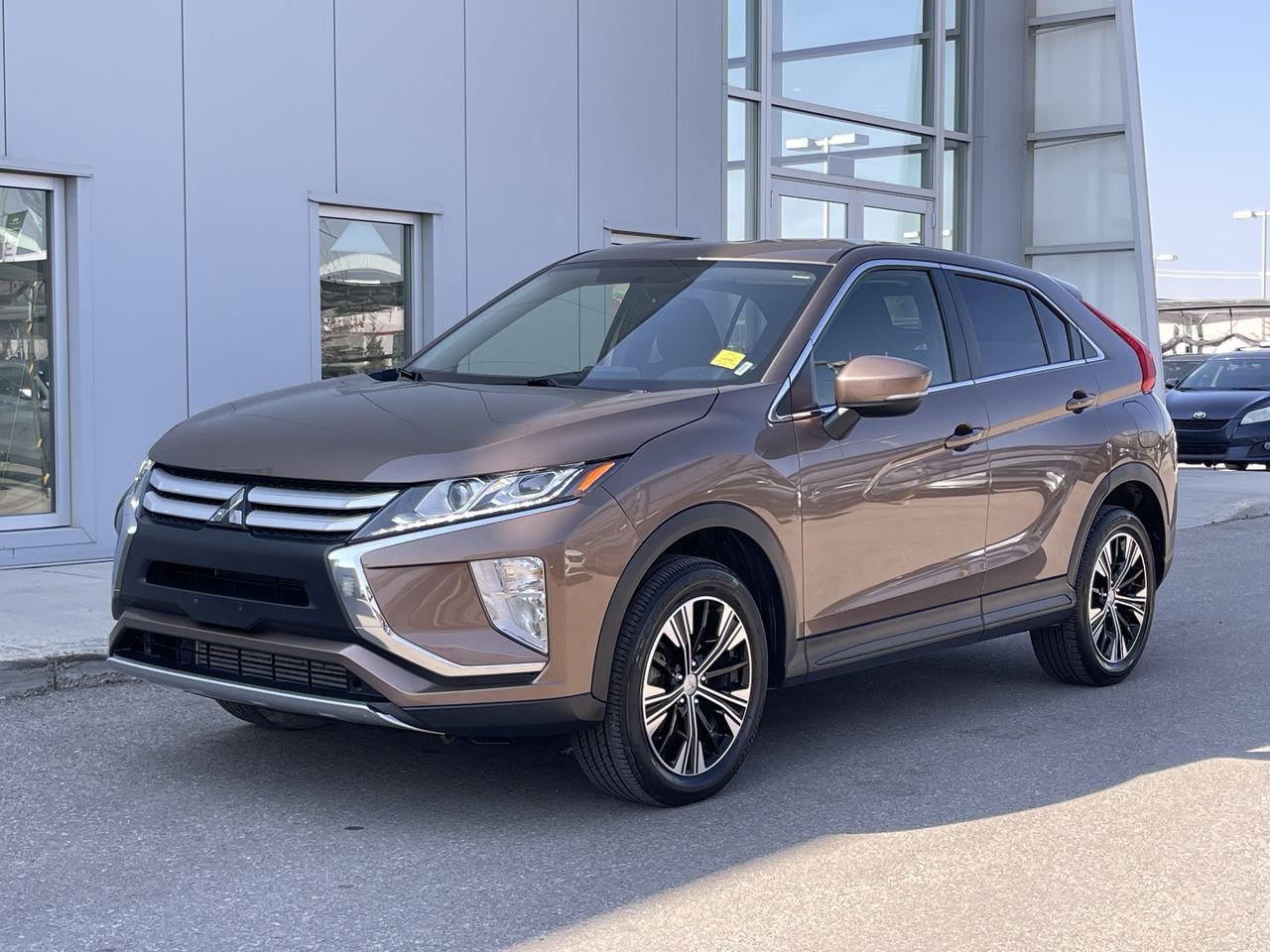 Used 2019 Bronze Met Mitsubishi ES S-AWC (2) image 3