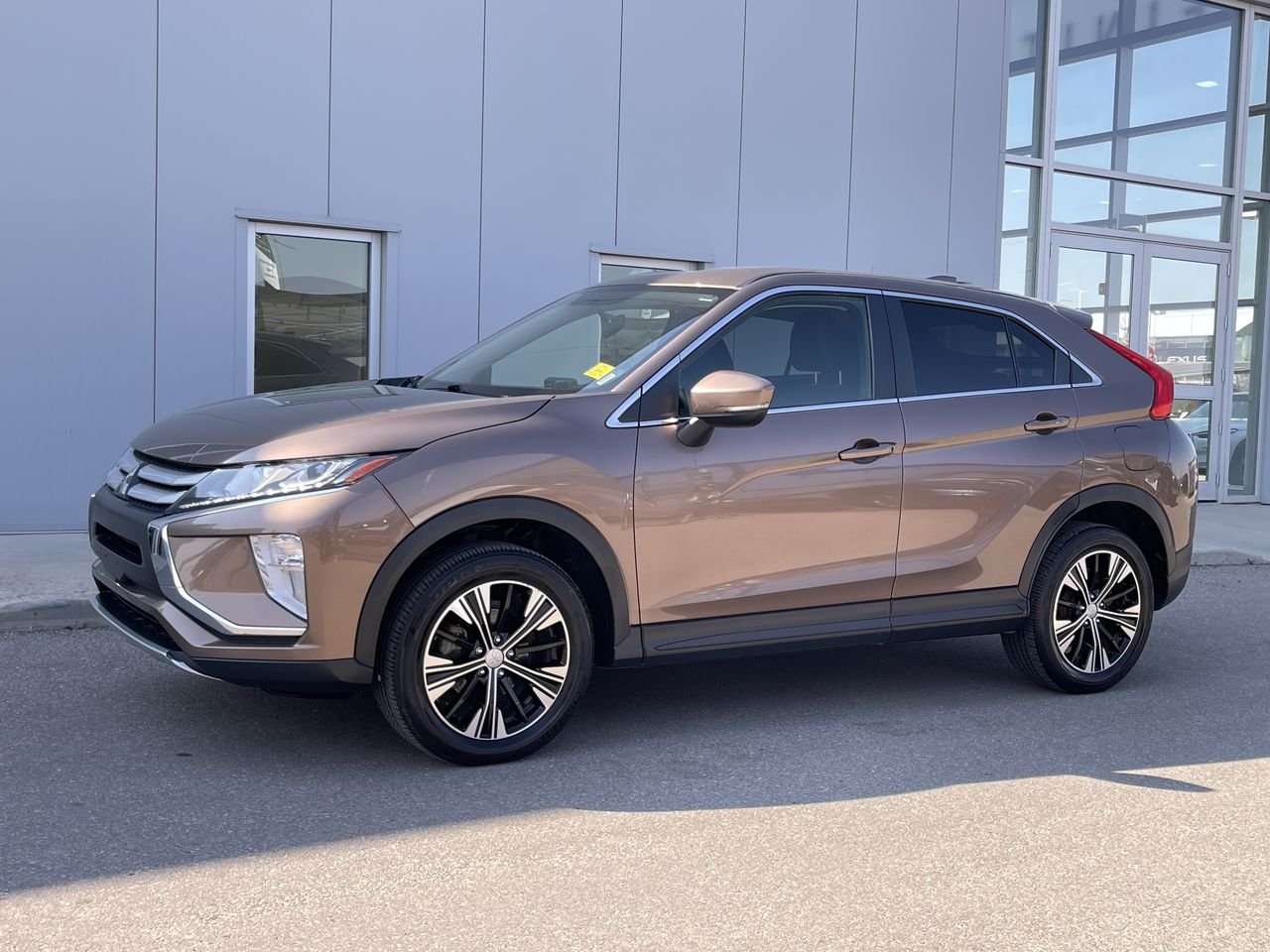 Used 2019 Bronze Met Mitsubishi ES S-AWC (2) image 4