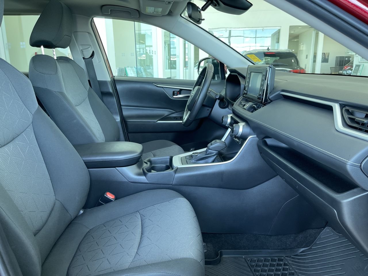 Used 2020 Ruby Flare Pearl Toyota XLE image 32