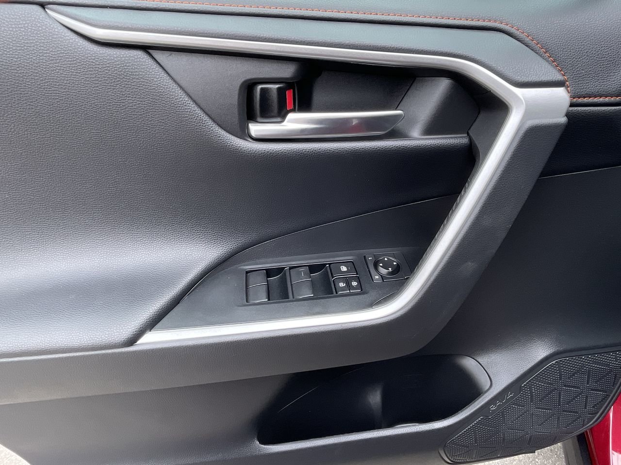 Used 2021  Toyota Trail AWD image 20