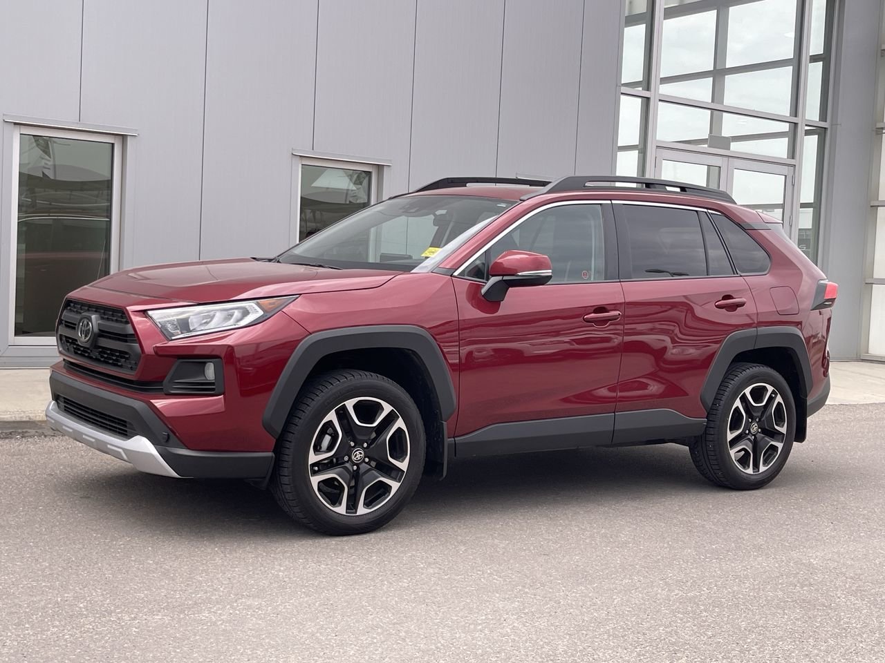 Used 2021  Toyota Trail AWD image 4