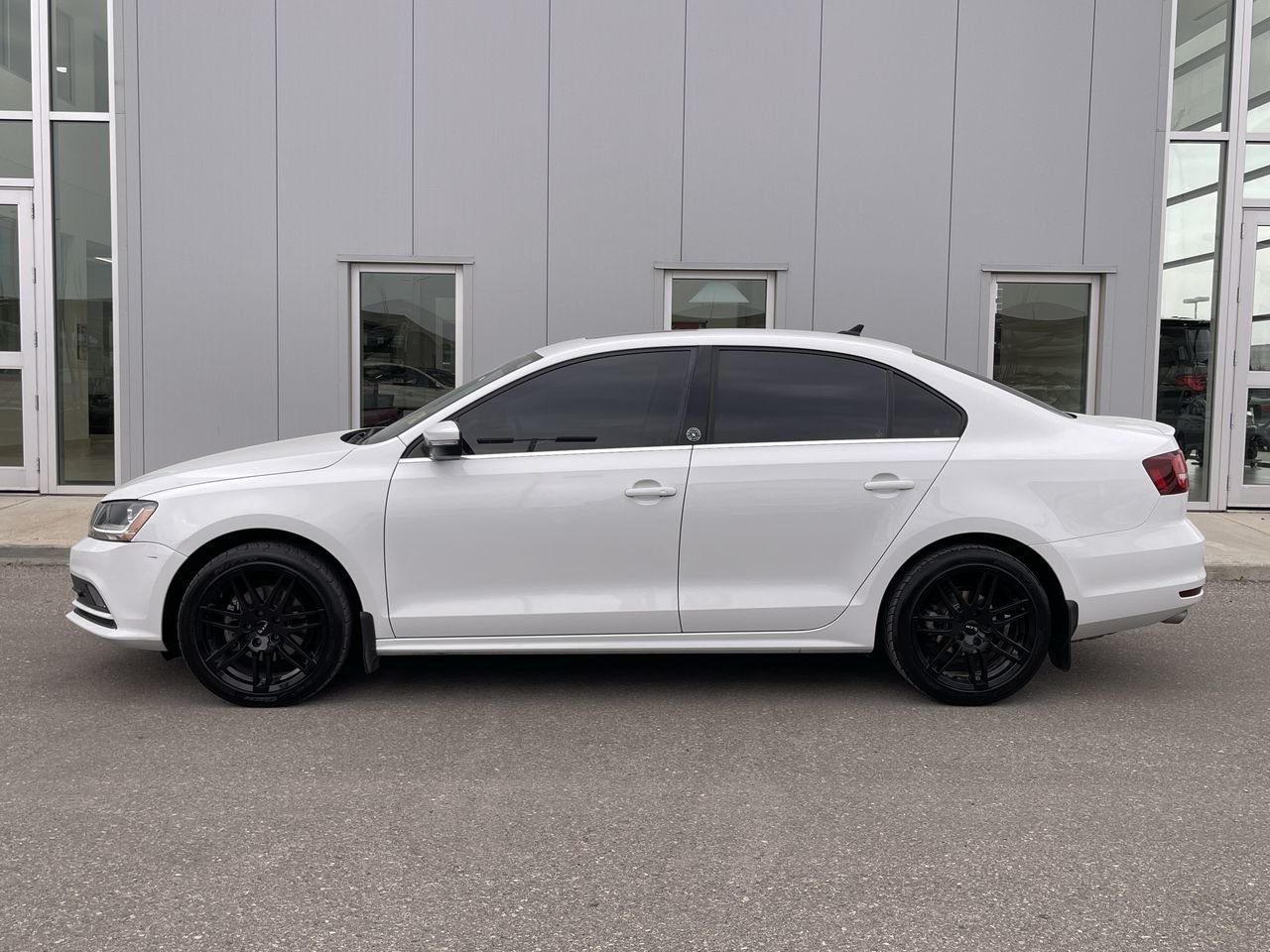 Used 2017  Volkswagen Wolfsburg Edition 1.4T 5sp image 5