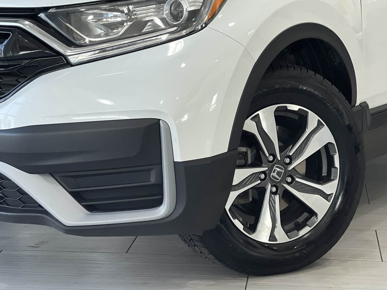 Used 2020 Platinum White Pearl Honda LX 4WD image 18