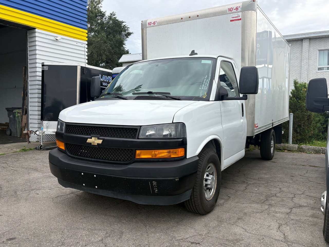 2024 Chevrolet Express Chassis 3500 Cutaway 159