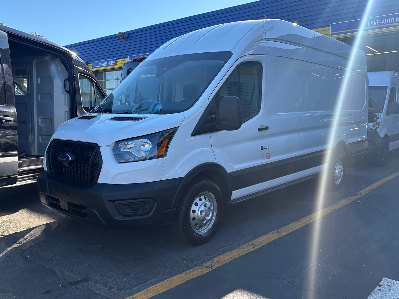 2023 Ford Transit Cargo 250 High Roof Extended LB AWD