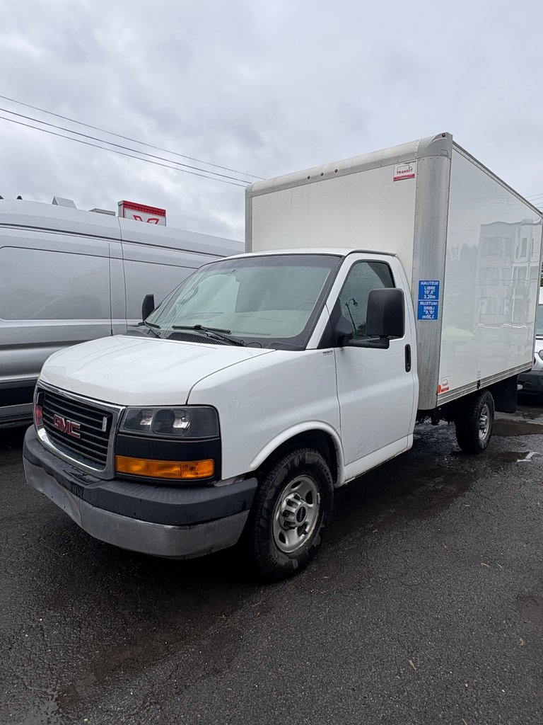 Summit White 2019 GMC Savana Chassis Van Rear-Wheel Drive Automatic