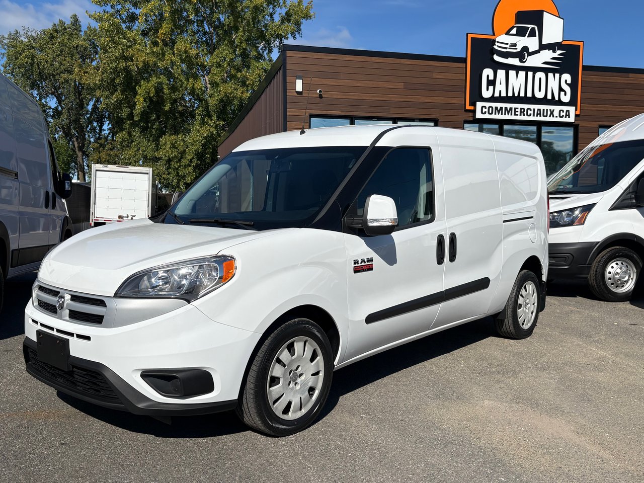 Bright White 2018 RAM ProMaster City Van Automatic