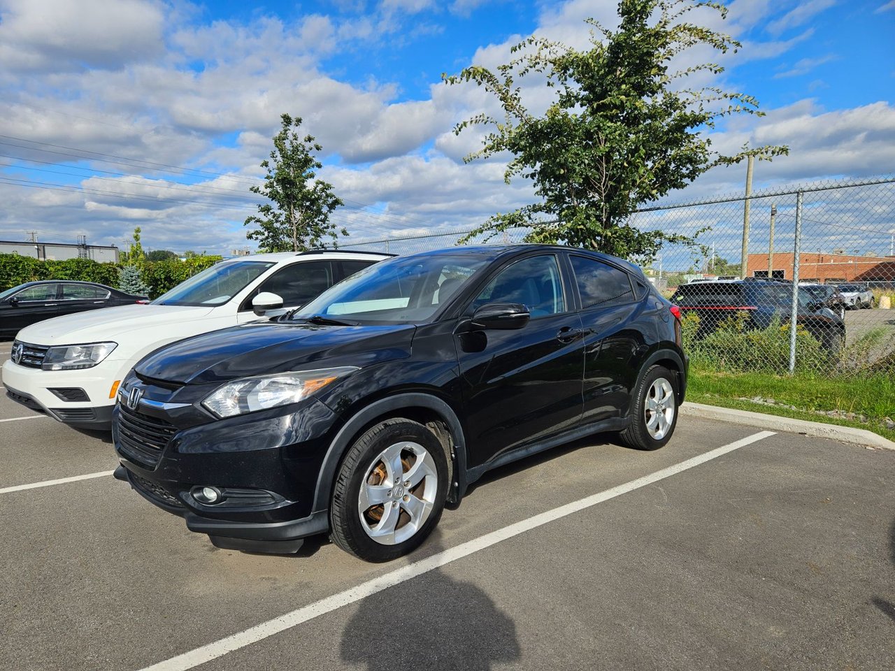 Crystal Black Pearl 2016 Honda HR-V SUV / Crossover Front-Wheel Drive Manual