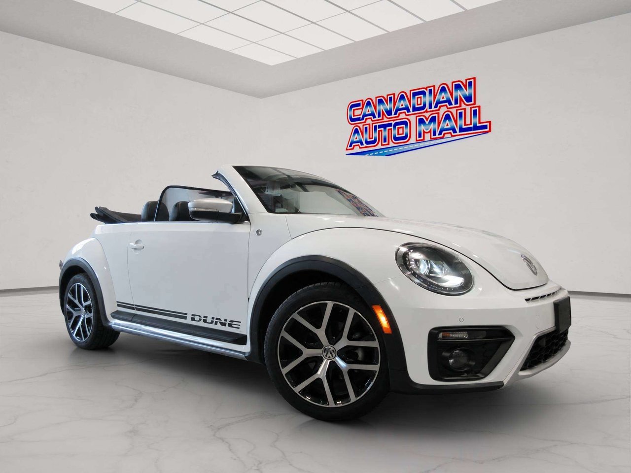  2019 Volkswagen Beetle 2.0T Dune Convertible FWD   