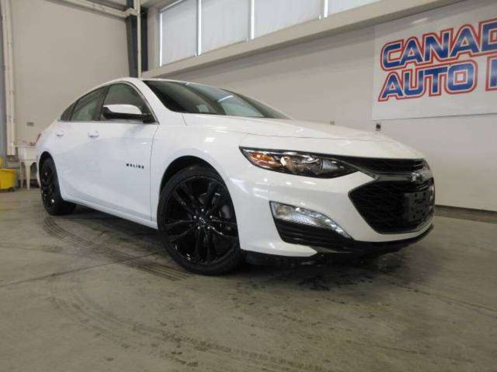 2024 Chevrolet Malibu LT with 1LT FWD