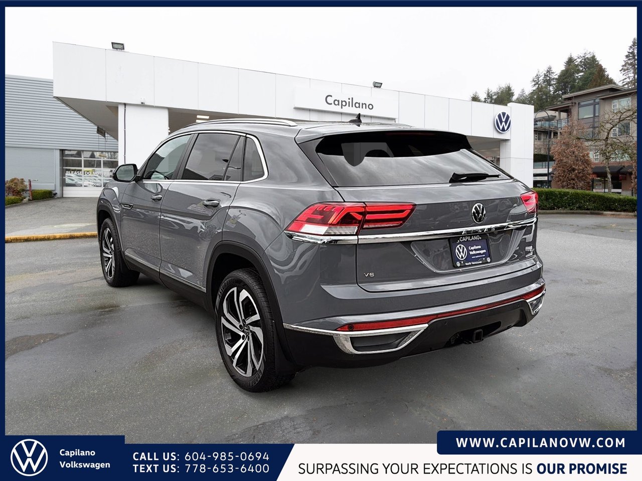 2023 Volkswagen Atlas Cross Sport Highline 3.6L 4MOTION Just Arrived! Local, One Owner, No Accidents