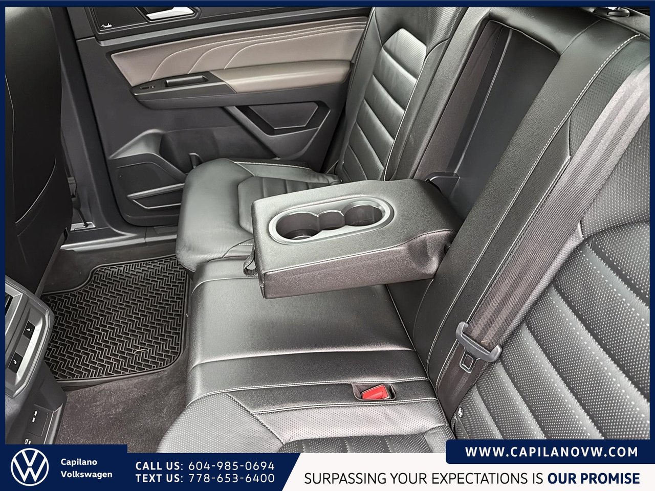 2023 Volkswagen Atlas Cross Sport Highline 3.6L 4MOTION Just Arrived! Local, One Owner, No Accidents