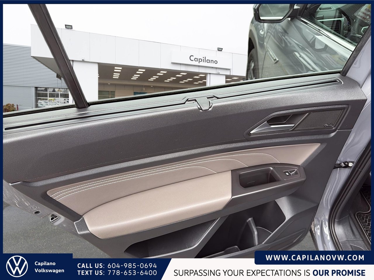 2023 Volkswagen Atlas Cross Sport Highline 3.6L 4MOTION Just Arrived! Local, One Owner, No Accidents