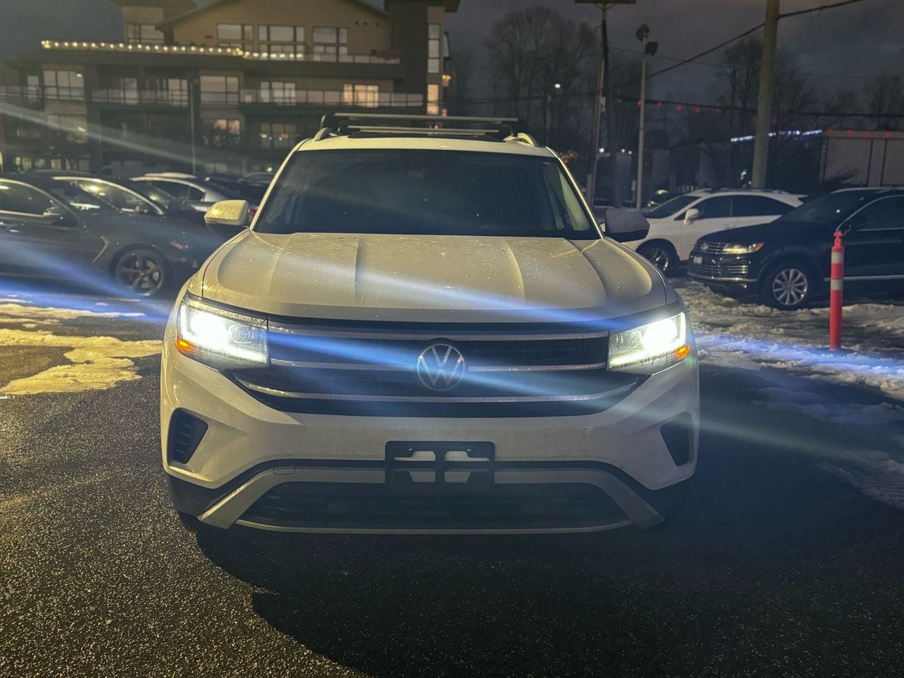 2021 Volkswagen Atlas Highline 3.6L 4MOTION Just Arrived! Local, One Owner, AWD