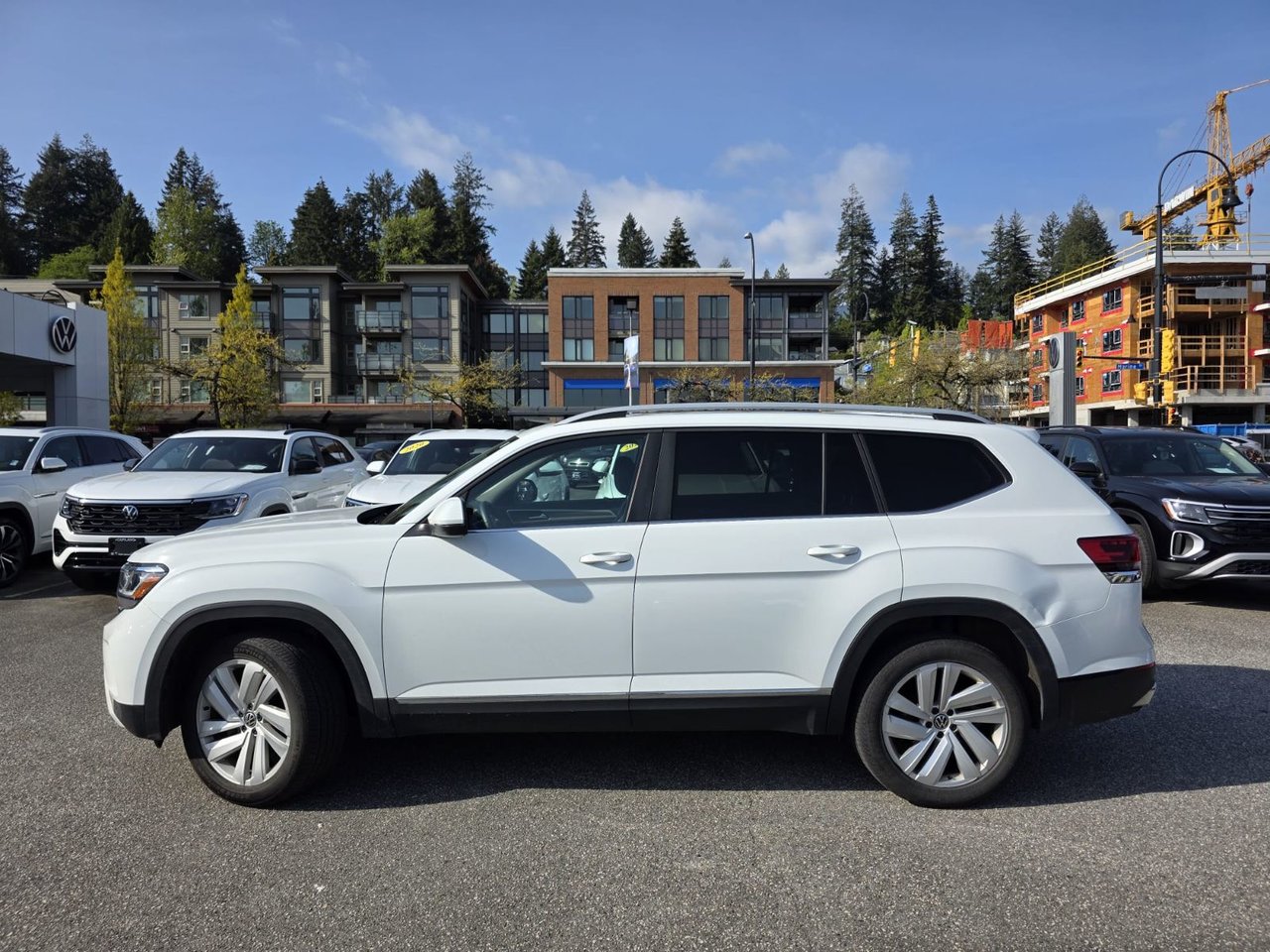 2021 Volkswagen Atlas Highline 3.6L 4-MOTION Just Arrived! Local, One Owner, No Accidents