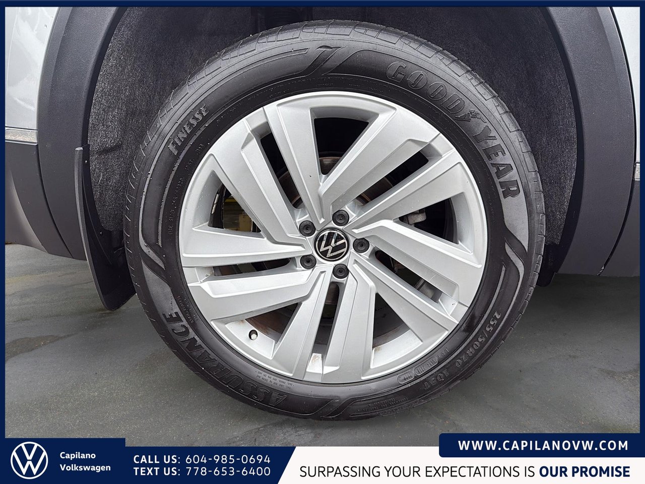 2021 Volkswagen Atlas Highline 3.6L 4MOTION + Captain's Chair Package Just Arrived! Local, No Accidents, AWD