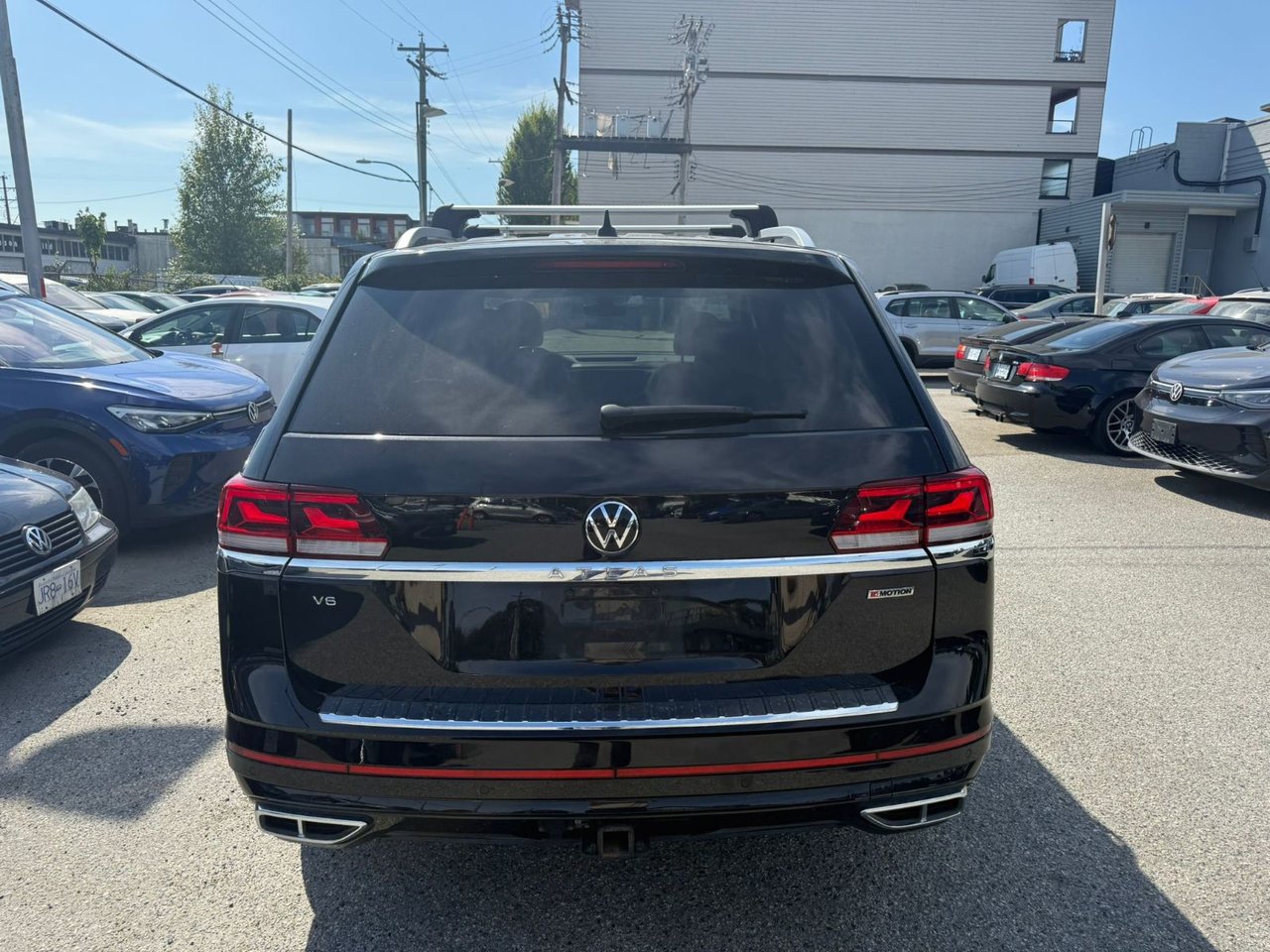 2022 Volkswagen Atlas Execline 3.6L 4MOTION | Captain's Chair Package Just Arrived! Local, One Owner, No Accidents