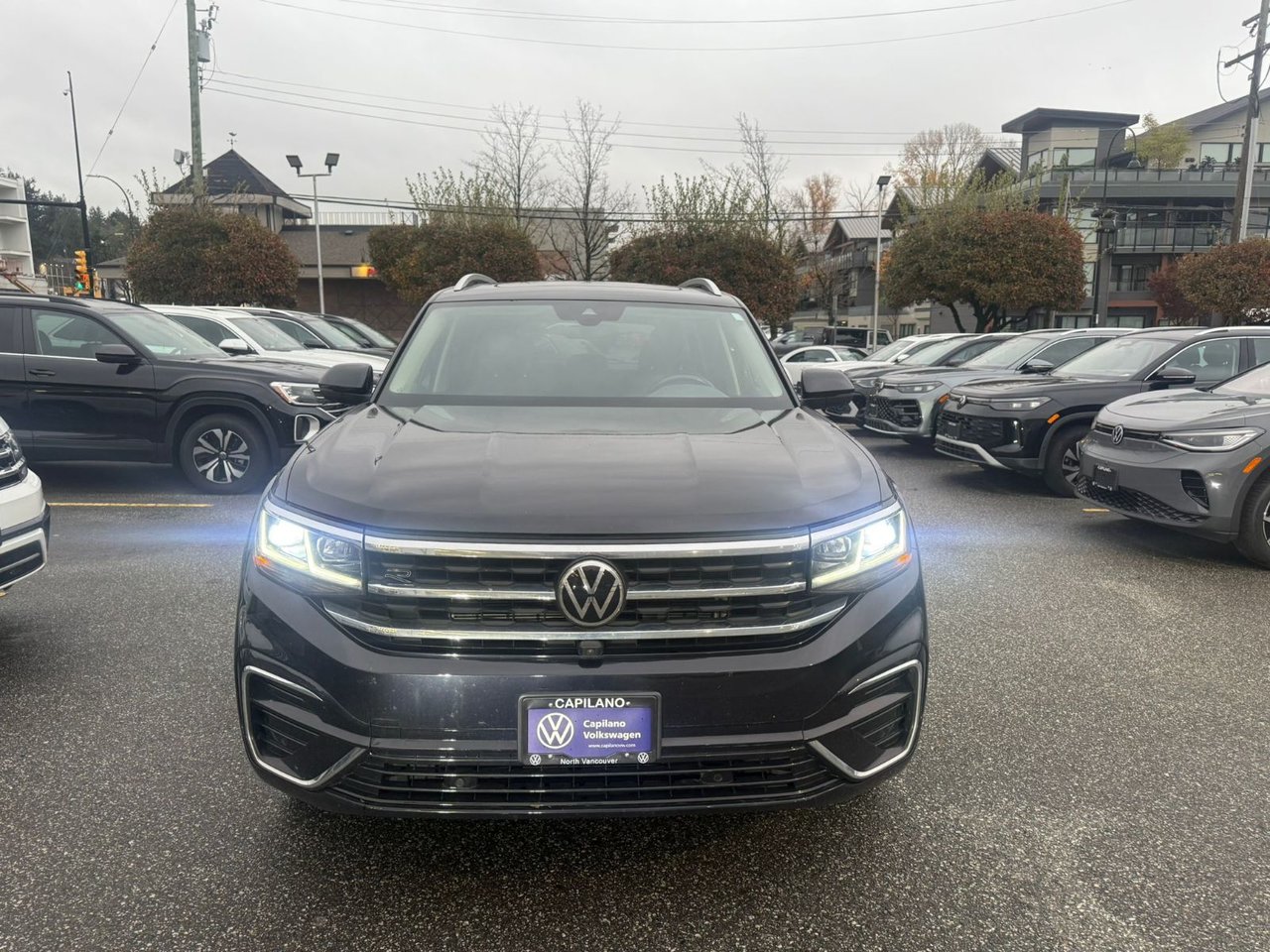 2022 Volkswagen Atlas Execline | R Line 4MOTION | 3rd Row Seats Just Arrived! Local, One Owner, No Accidents