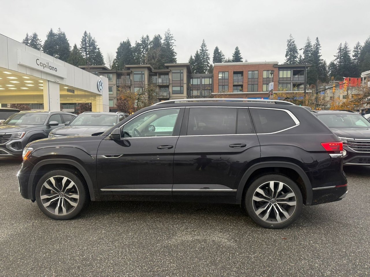 2022 Volkswagen Atlas Execline | R Line 4MOTION | 3rd Row Seats Just Arrived! Local, One Owner, No Accidents