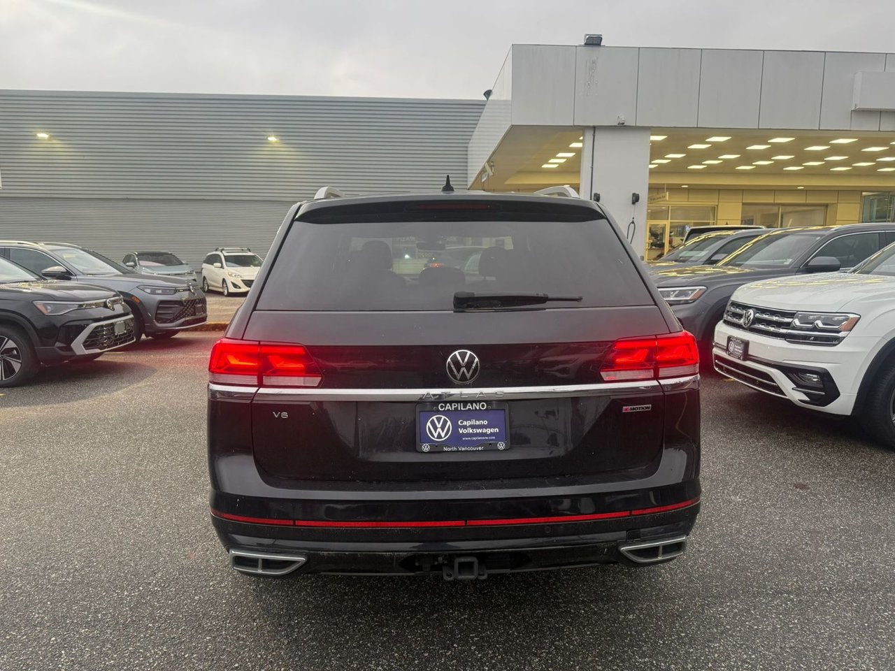 2022 Volkswagen Atlas Execline | R Line 4MOTION | 3rd Row Seats Just Arrived! Local, One Owner, No Accidents