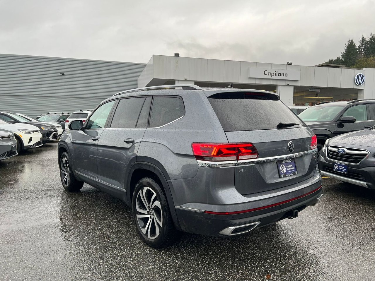 2022 Volkswagen Atlas Highline 3.6L 4MOTION | 3rd Row Seats Just Arrived! Local Vehicle, Well-Equipped
