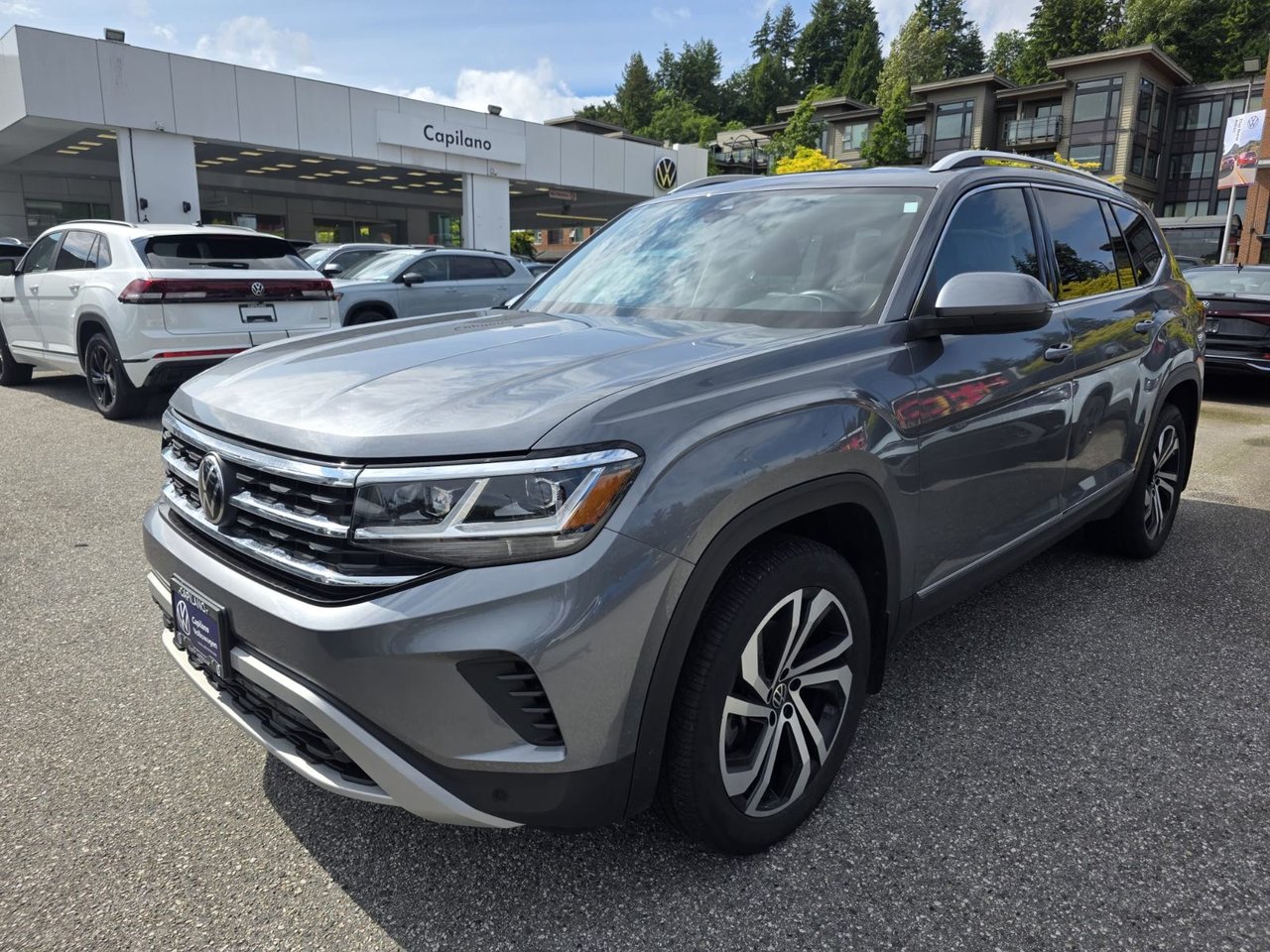 2023 Volkswagen Atlas Highline Just Arrived! Local, One Owner, No Accidents