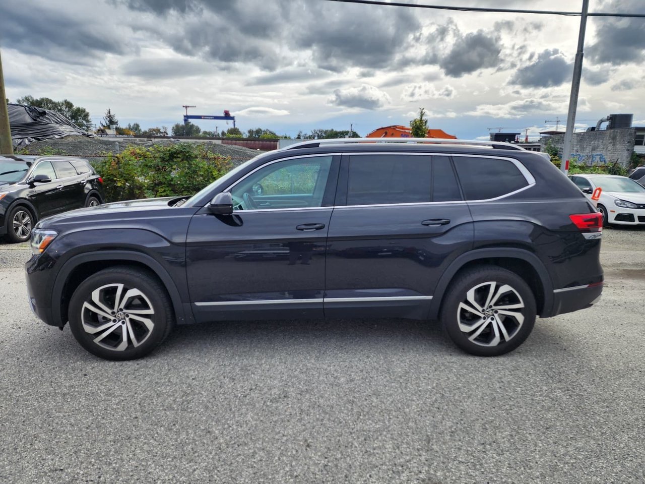 2023 Volkswagen Atlas Highline 3.6L 4MOTION | 3rd Row Seats Just Arrived! Local, No Accidents, Low KM