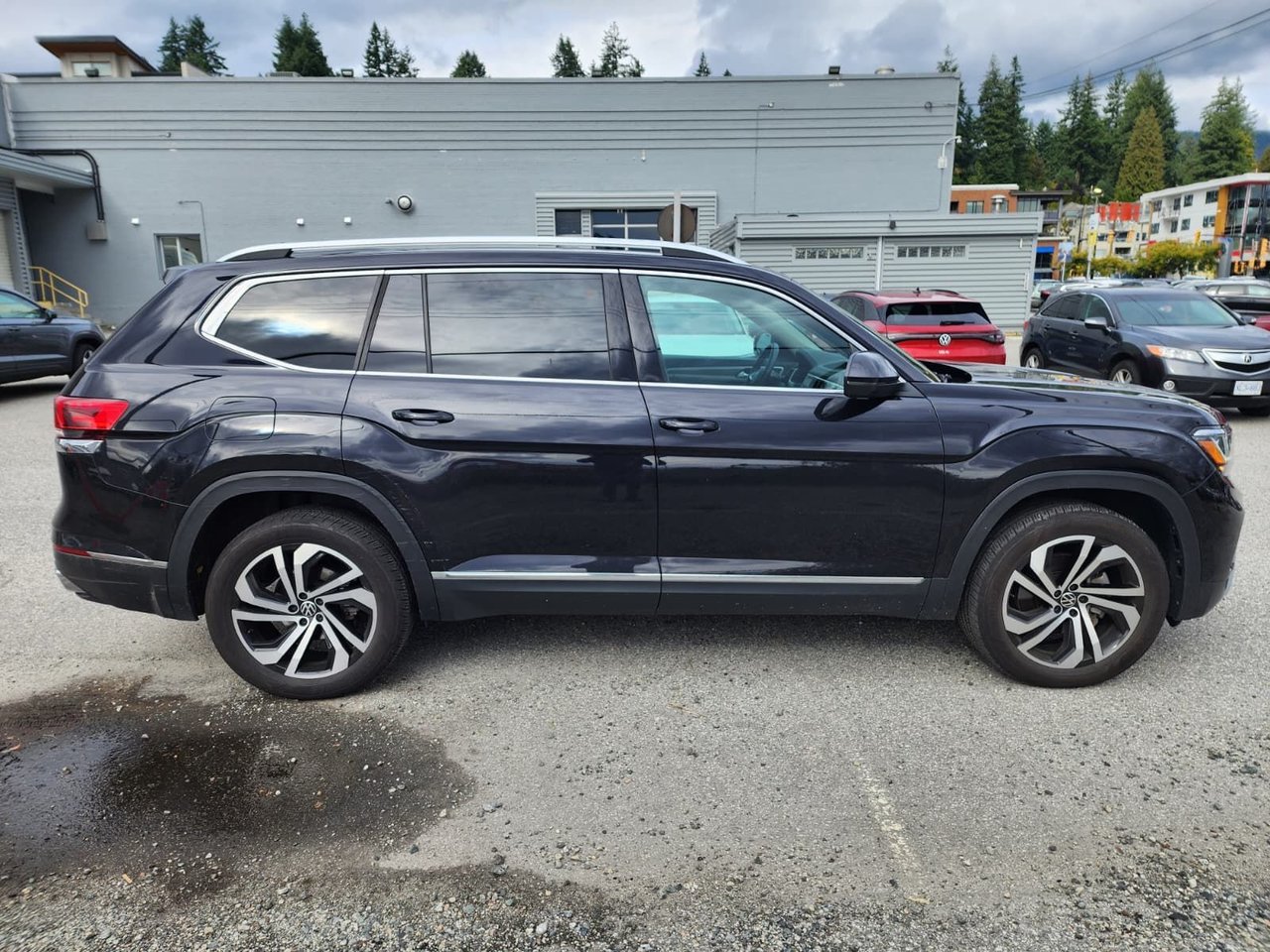 2023 Volkswagen Atlas Highline 3.6L 4MOTION | 3rd Row Seats Just Arrived! Local, No Accidents, Low KM