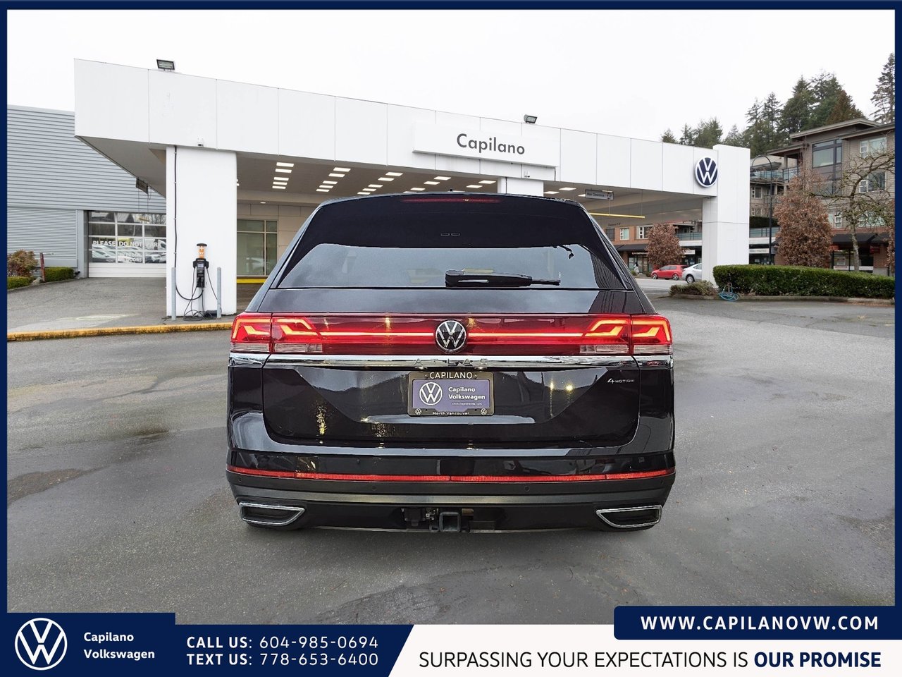 2024 Volkswagen Atlas Comfortline 4MOTION Just Arrived! Local Vehicle, No Accidents