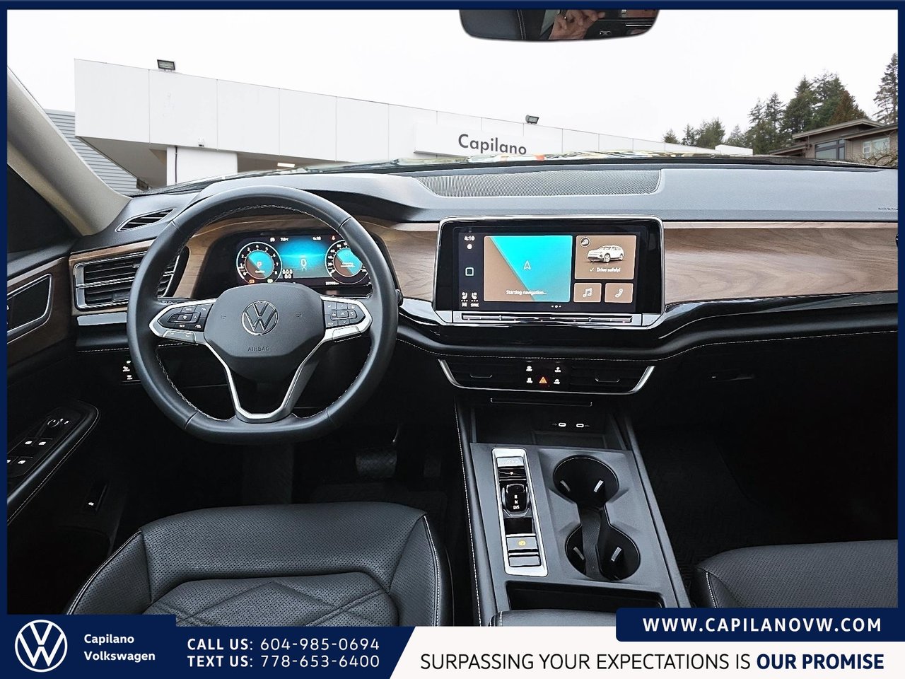 2024 Volkswagen Atlas Comfortline 4MOTION Just Arrived! Local Vehicle, No Accidents