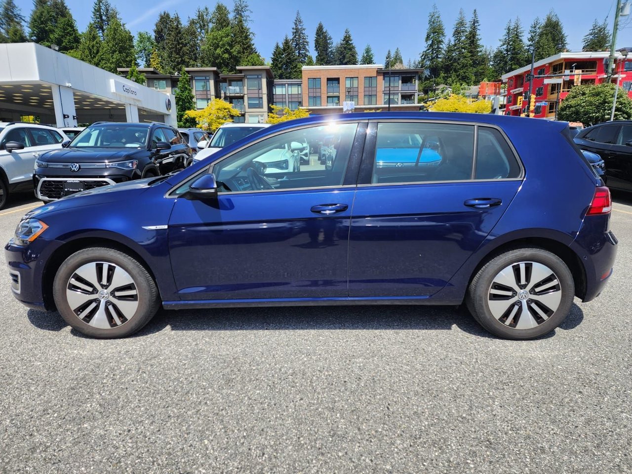2020 Volkswagen E-Golf Comfortline | Electric Vehicle Just Arrived! Local, Low Km, ZEV Vehicle