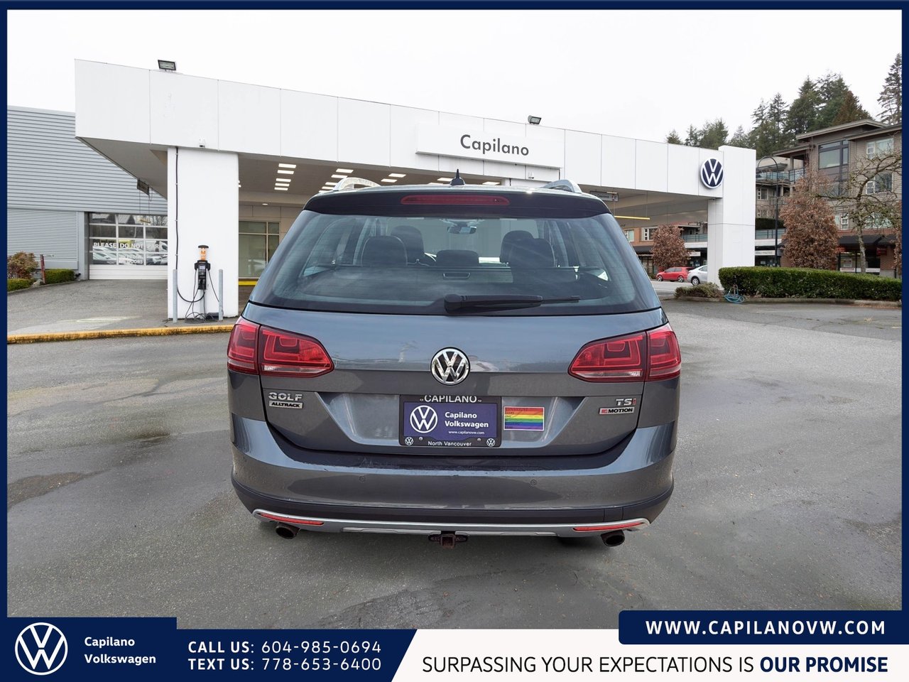 2017 Volkswagen GOLF ALLTRACK 4MOTION AWD Rare Vehicle! Local, One Owner, Well-Maintained